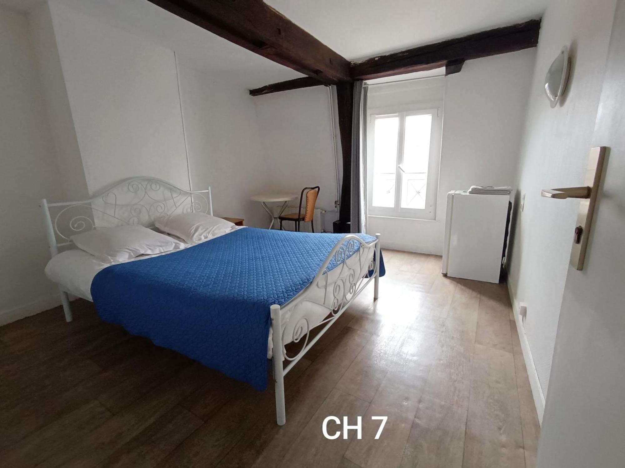 Hotel Le Fontenoy 프로뱅 객실 사진